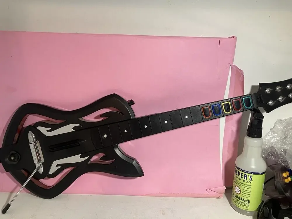 Guitar Hero Warriors of Rock Xbox 360 Wireless Guitar Untested 